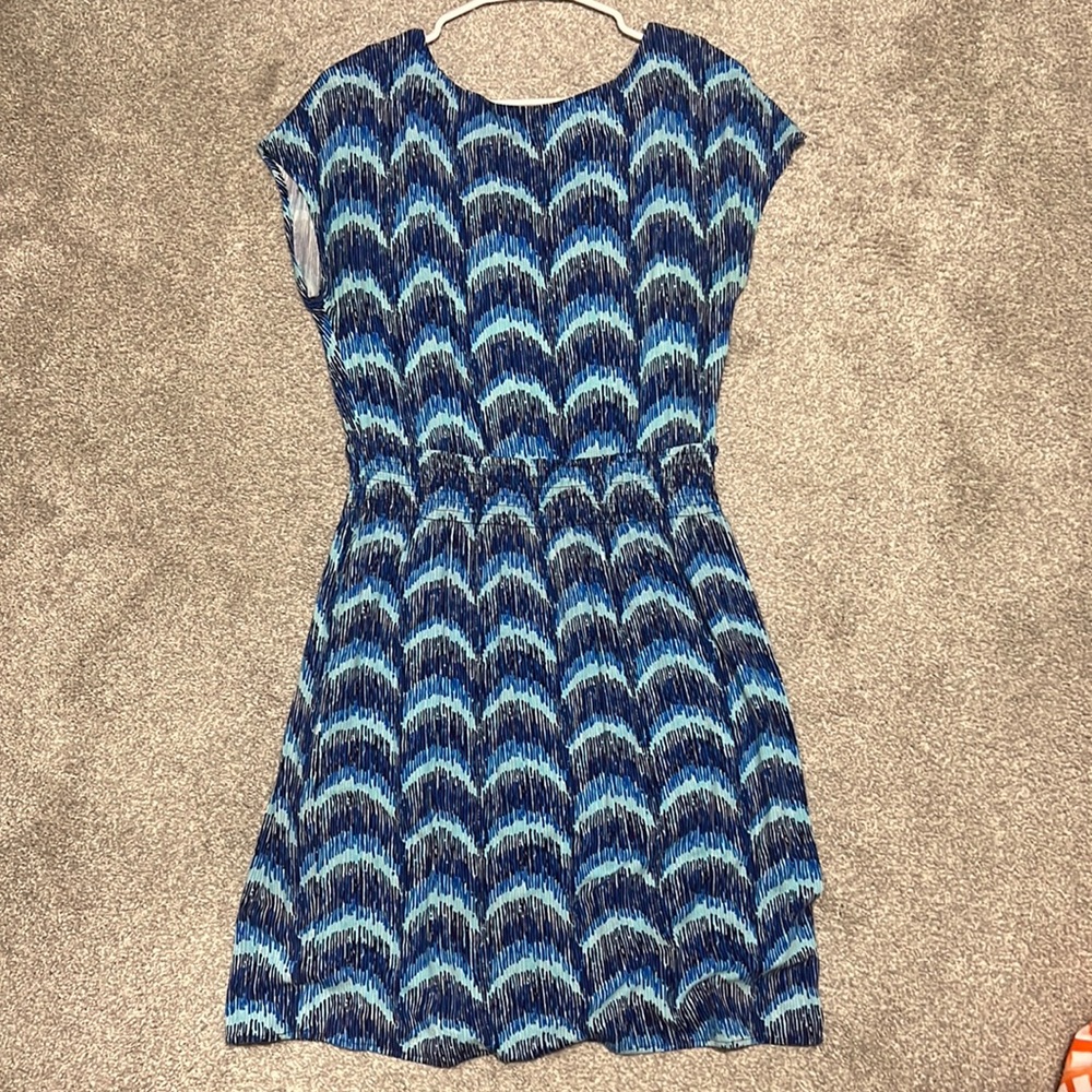 Lilly Pulitzer pull on sheath dress